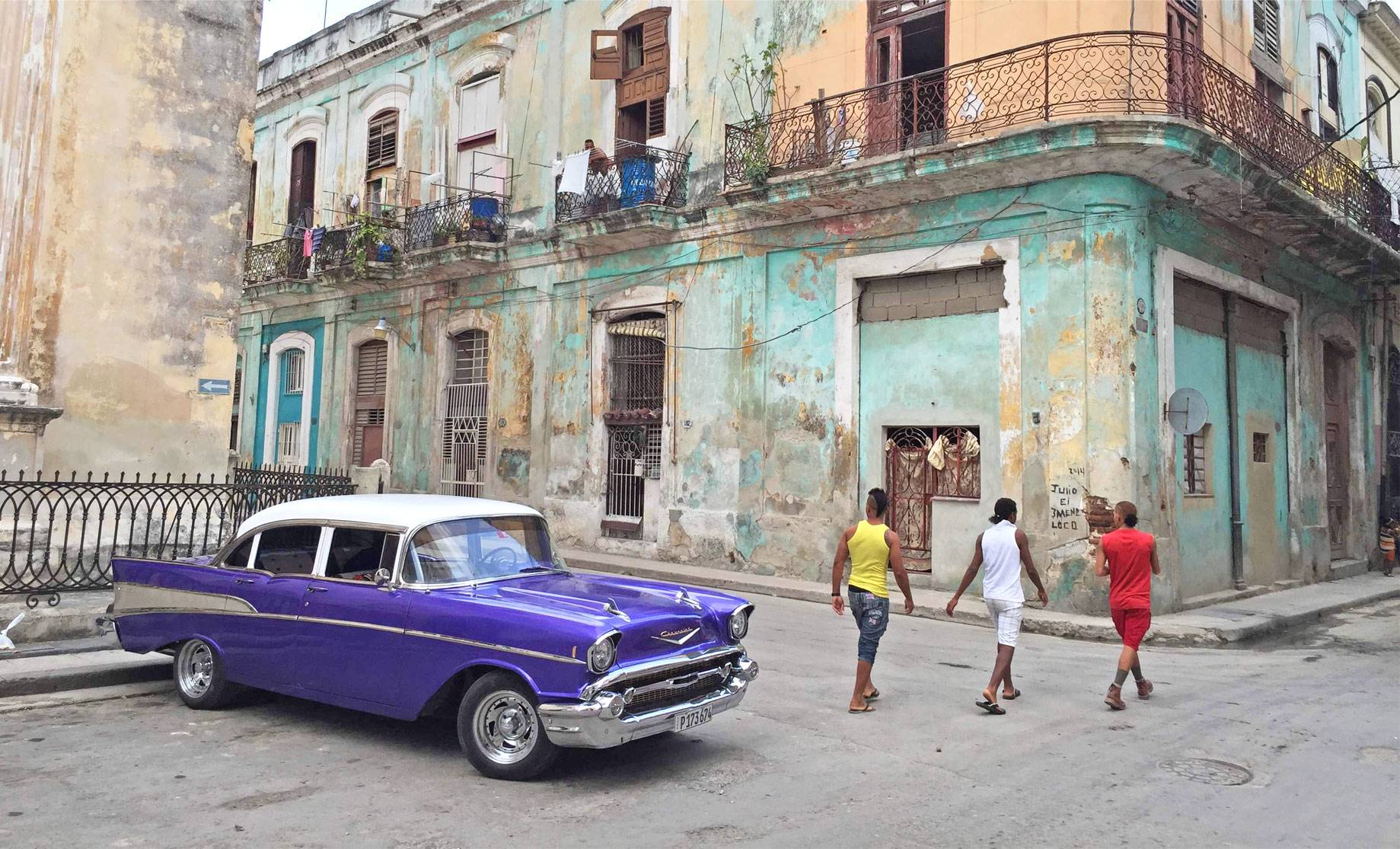 A street scene in Old Havana A street scene in Old Havana