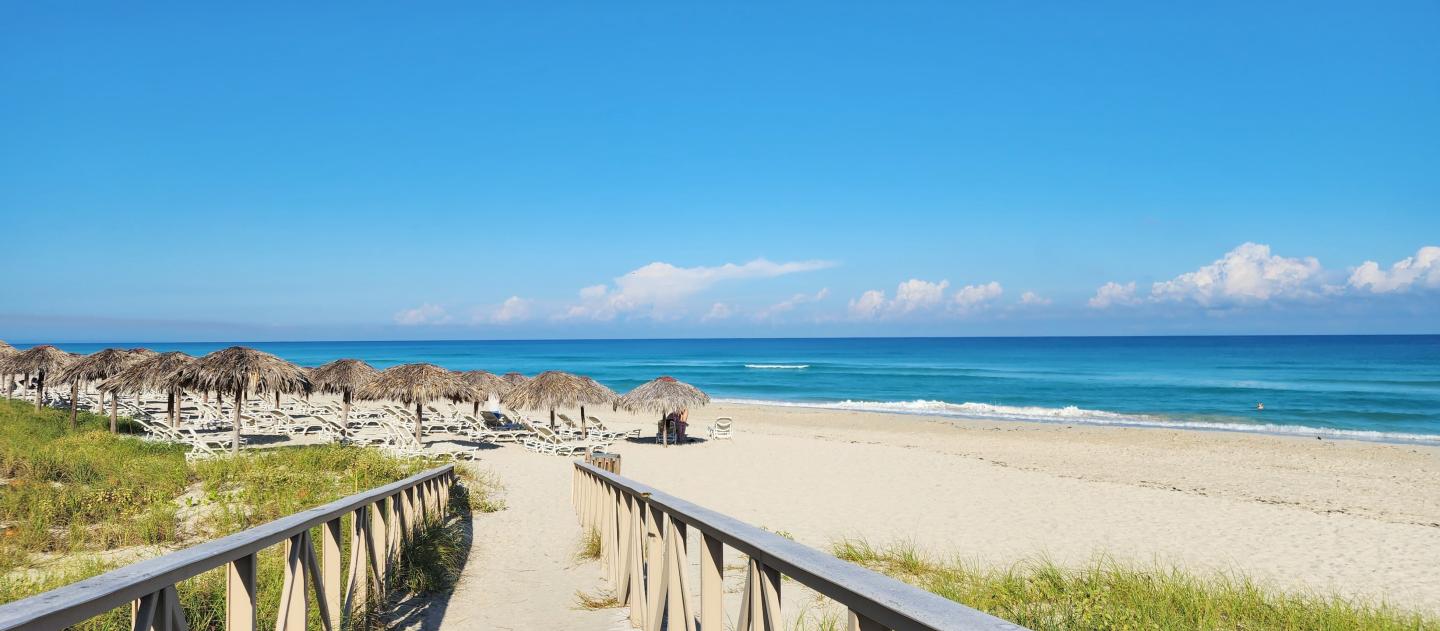 A walkway to the sands of Varadero beach