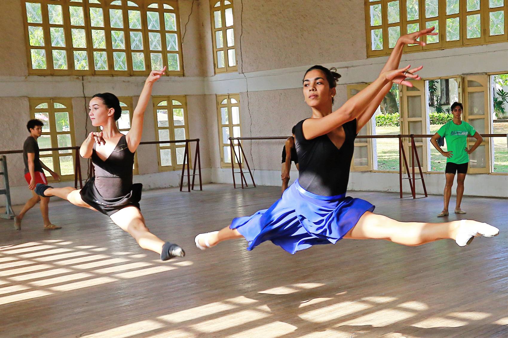 Ballet dancers reahearsing at a ballet school in Camaguey, Cuba Ballet dancers reahearsing at a ballet school in Camaguey, Cuba