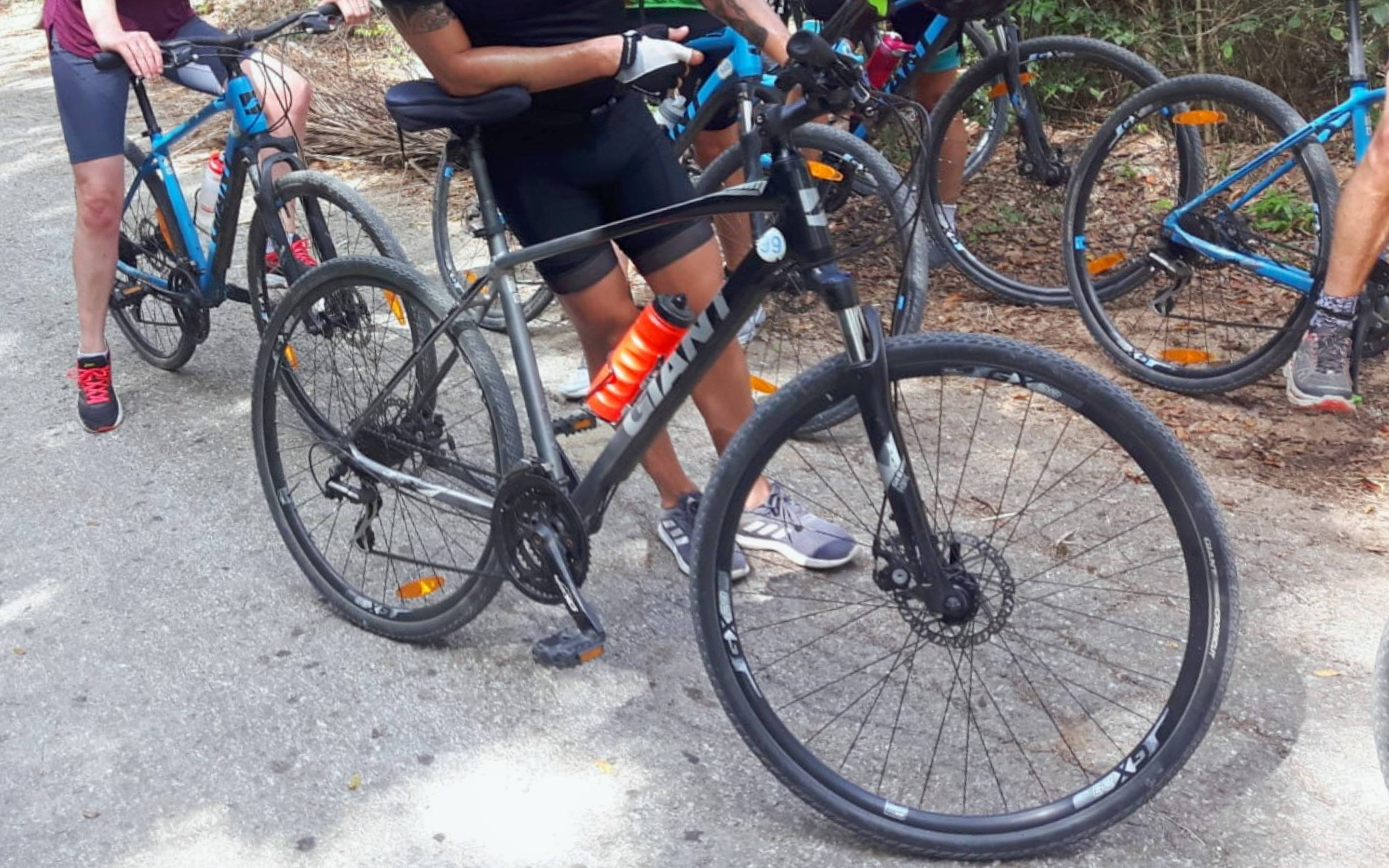 The Giant Roam 3 Disc (black frame) on the road in Cuba The Giant Roam 3 Disc (black frame) on the road in Cuba