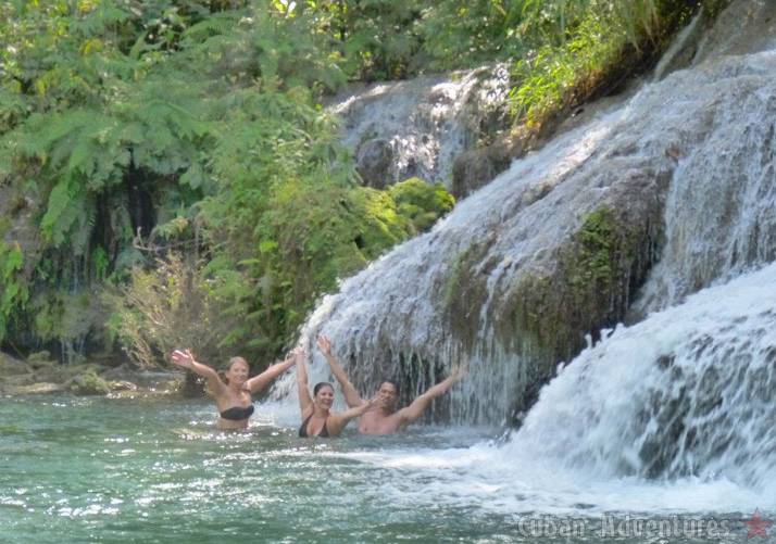 Nicho Waterfall Friends Nicho Waterfall Friends