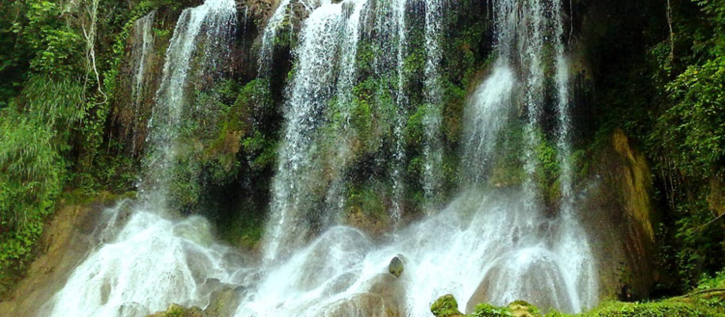 Nicho Waterfall Veil