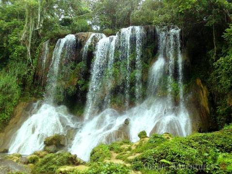 Nicho Waterfall Veil