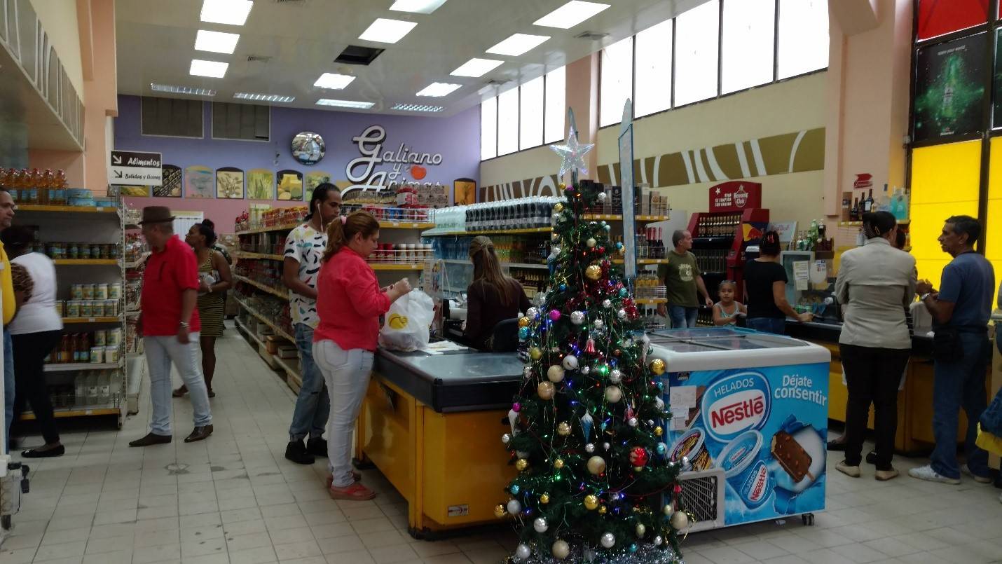 Starting in November, you can see shops decorated for Christmas Starting in November, you can see shops decorated for Christmas