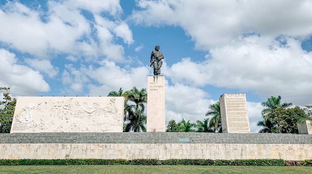 The Che Guevara museum and monument in the Plaza de la Revolucion in Santa Clara, Cuba The Che Guevara museum and monument in the Plaza de la Revolucion in Santa Clara, Cuba