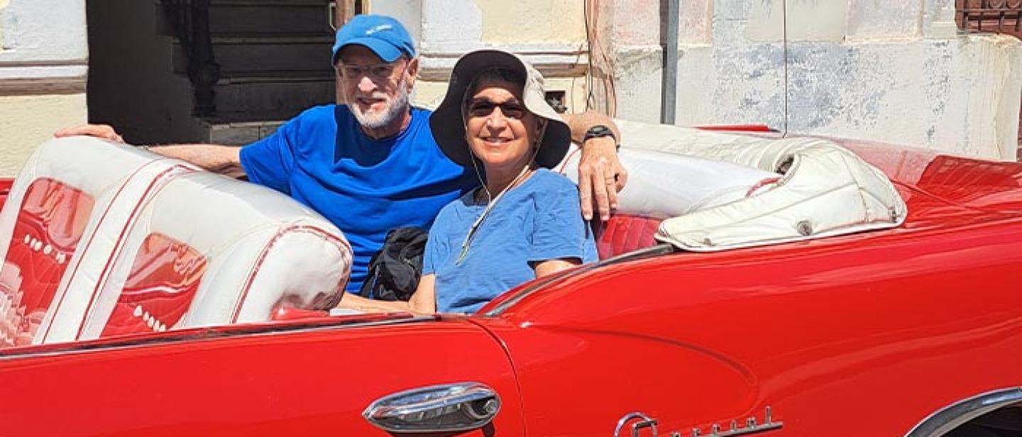 A ride through Havana in a convertible